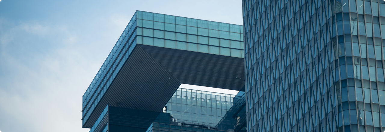 Luxirious building hero img